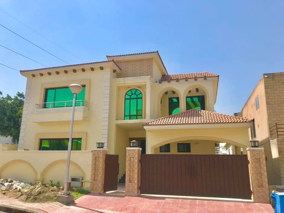 Construction contract guide Pakistan home building